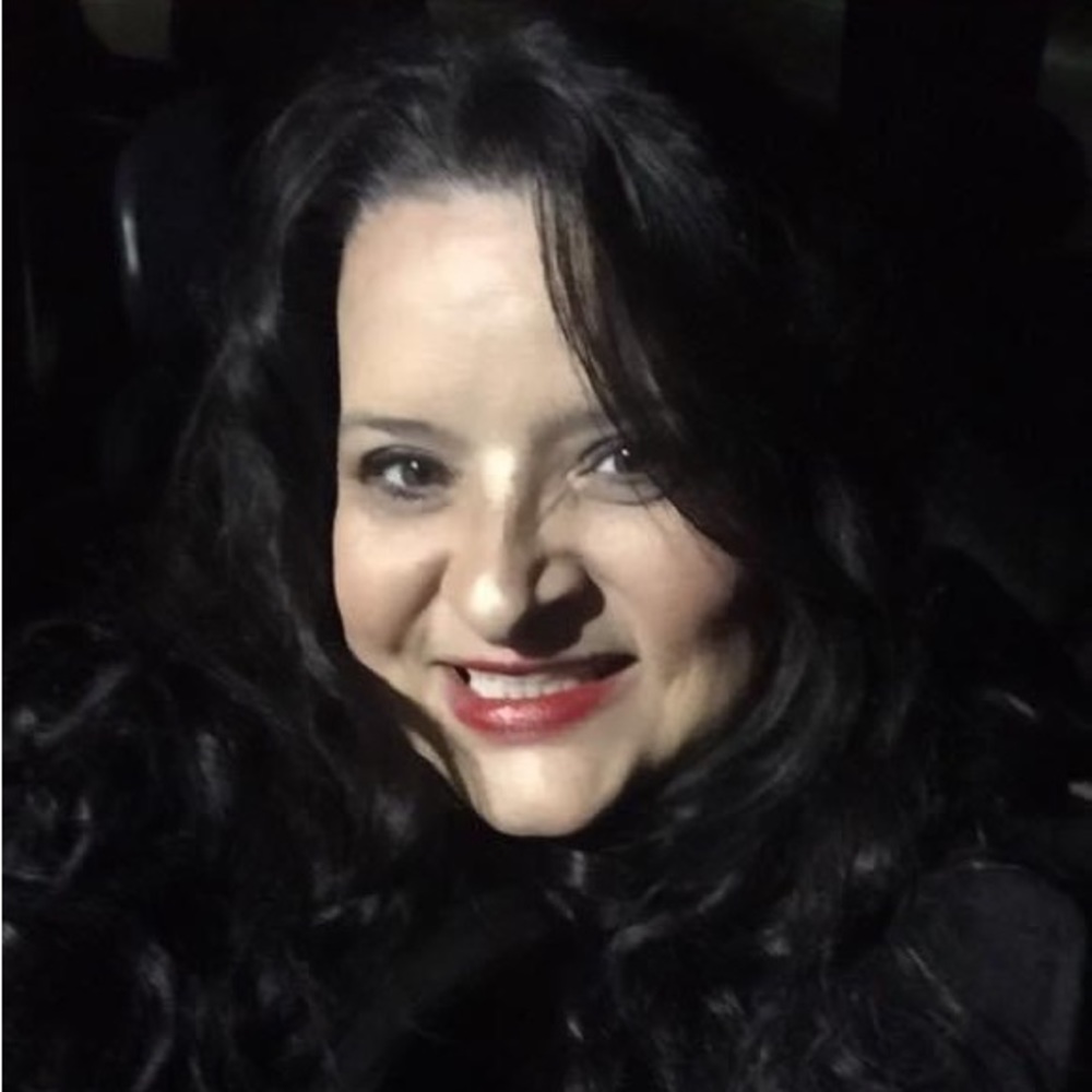 Meet your Posher, Danielle